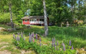 Beautiful Home In Backaryd With Lake View, Backaryd